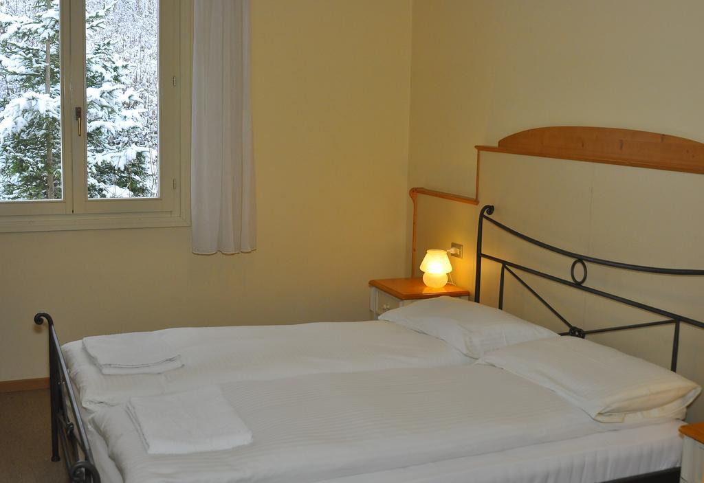 Hotel Santa Barbara Ronzo-Chienis Bagian luar foto